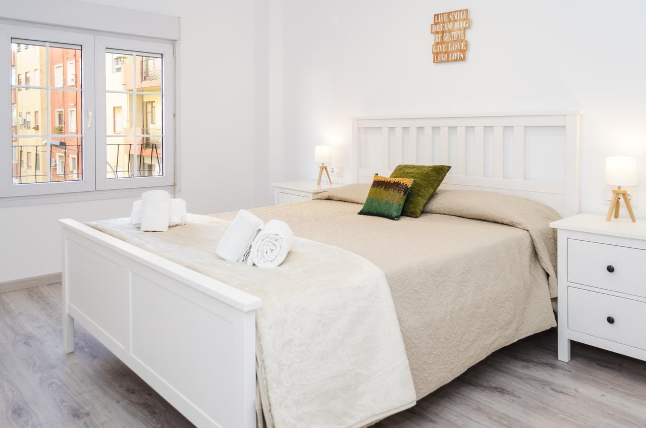 ApartUP Viveros Pets Valencia Exteriör bild