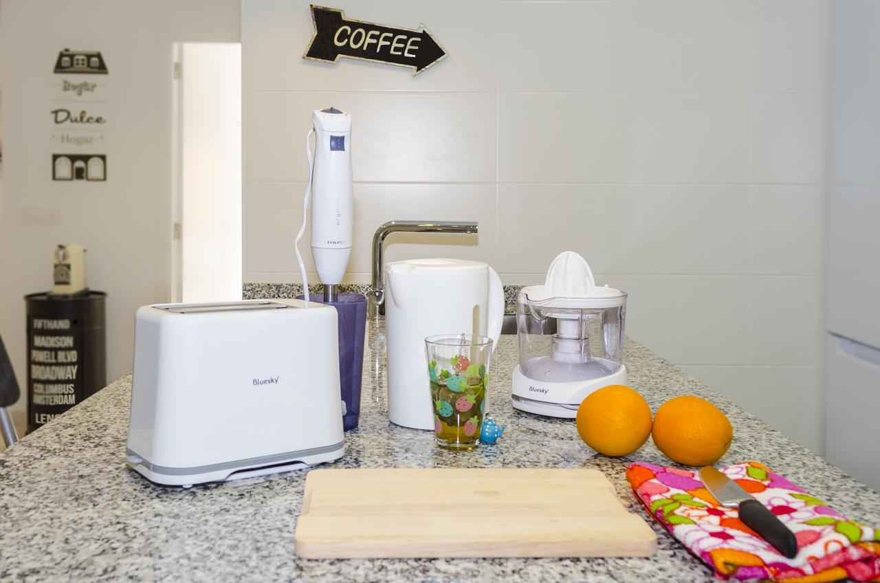 ApartUP Viveros Pets Valencia Exteriör bild